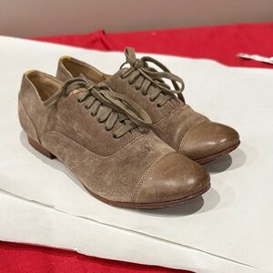 Sebago Women's Taupe Lace-Up Flats